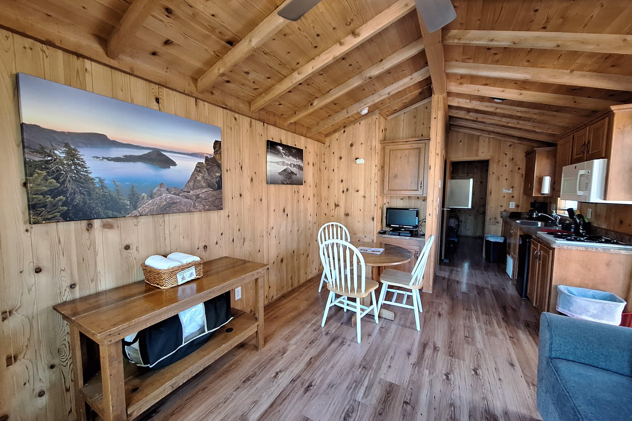 Creekside Cabin — photo 2