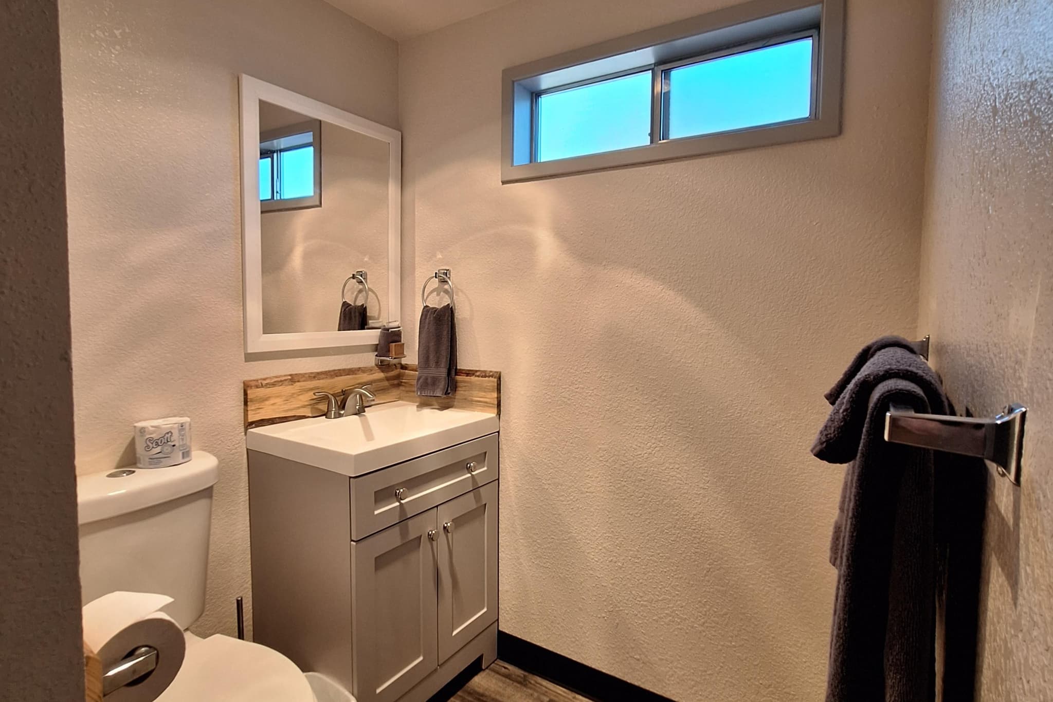 Standard 2-Bedroom Cabin — photo 6